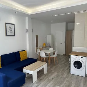  Apartment Estudio Eugenio Gross